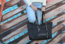 Woman's ultimate weekend travel bag image 9