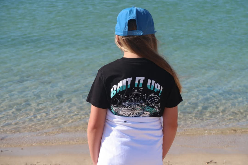 Kids "Bait it up" cotton shirt in white or black. Sizes 8 & 10 image 11